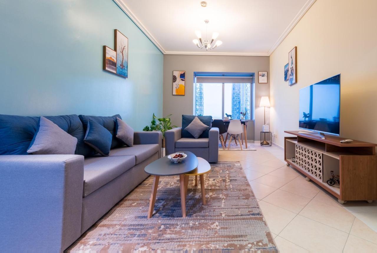 Trinity Holiday Homes - Sheikh Zayed Road Near To Financial Center Metro Station Dubai Eksteriør billede