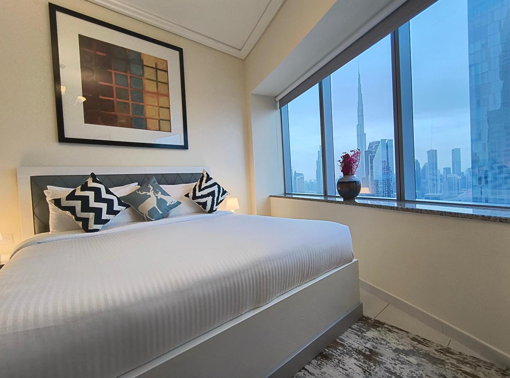 Trinity Holiday Homes - Sheikh Zayed Road Near To Financial Center Metro Station Dubai Eksteriør billede
