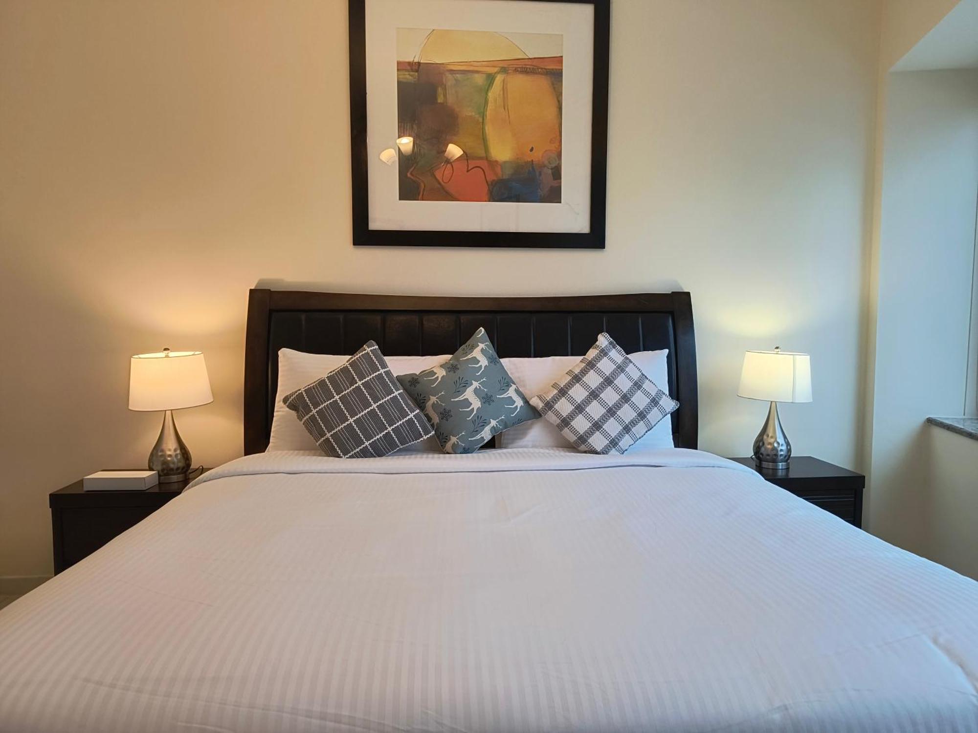Trinity Holiday Homes - Sheikh Zayed Road Near To Financial Center Metro Station Dubai Eksteriør billede