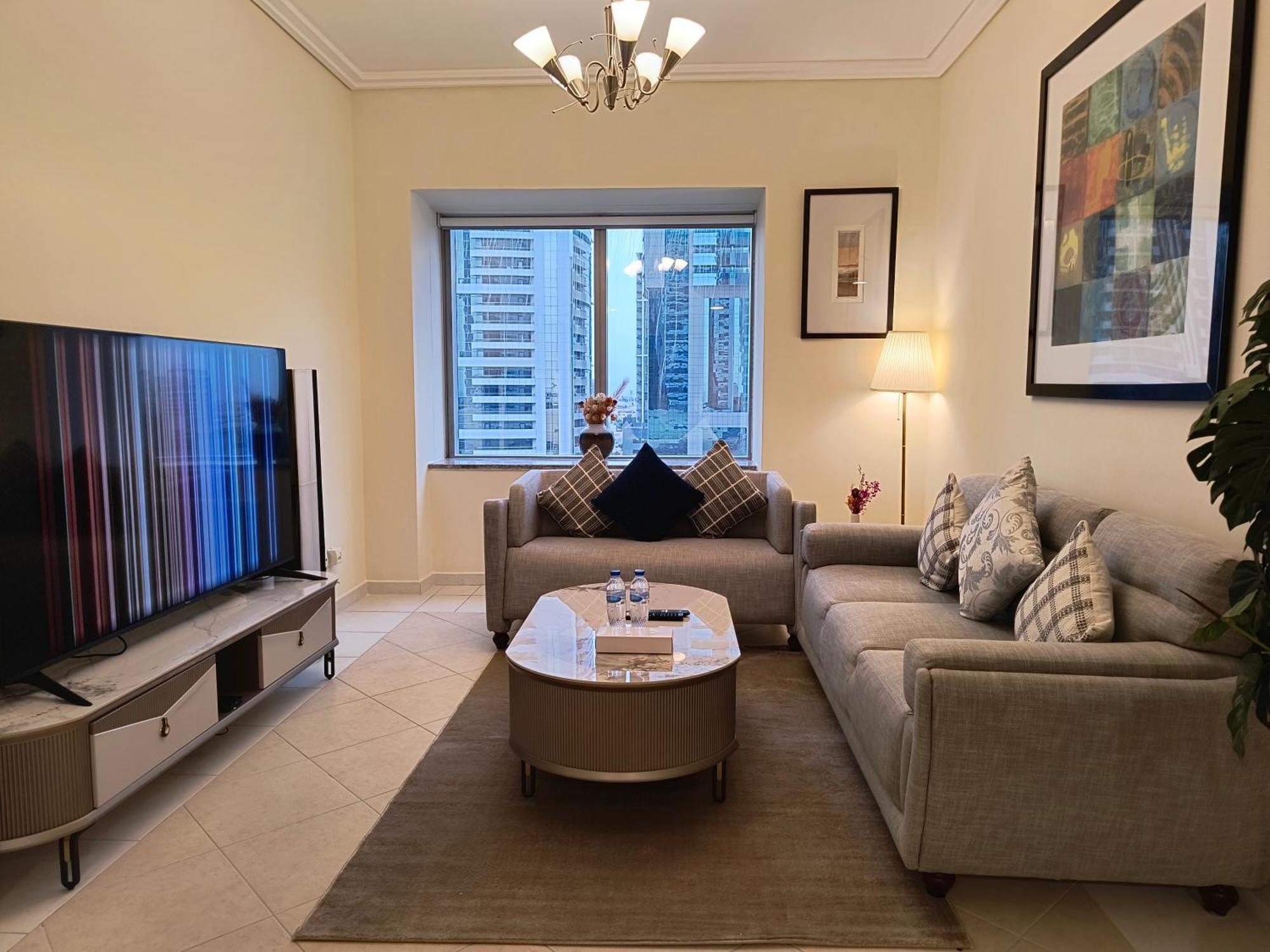 Trinity Holiday Homes - Sheikh Zayed Road Near To Financial Center Metro Station Dubai Eksteriør billede